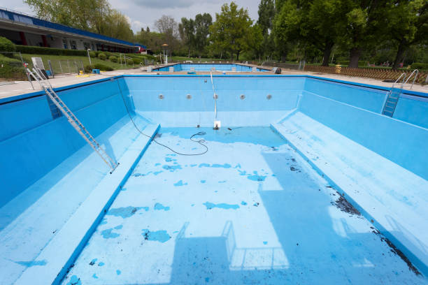Best Water damage repair service  in Rosamond, CA